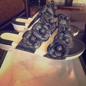 Chanel flat miles slides